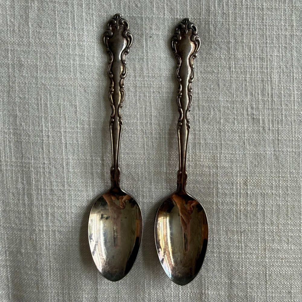 Oneida Community‎ Silver Plate Teaspoons Set of 2 Vintage 1936 Pattern